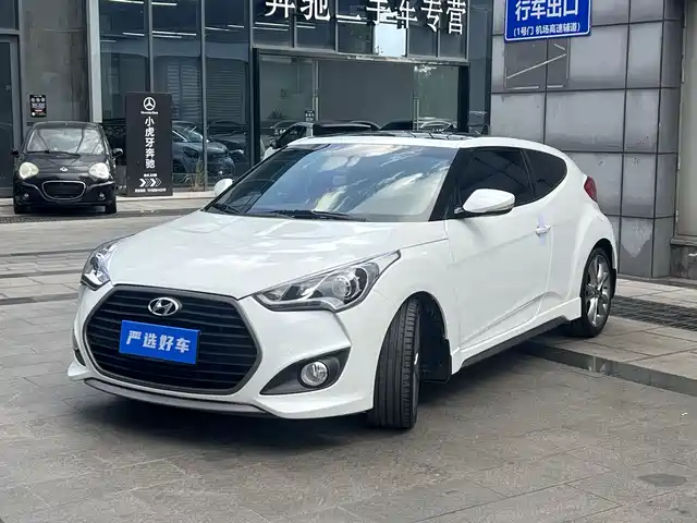 Hyundai Veloster Veloster 2015 1.6t Automatic Luxury Version