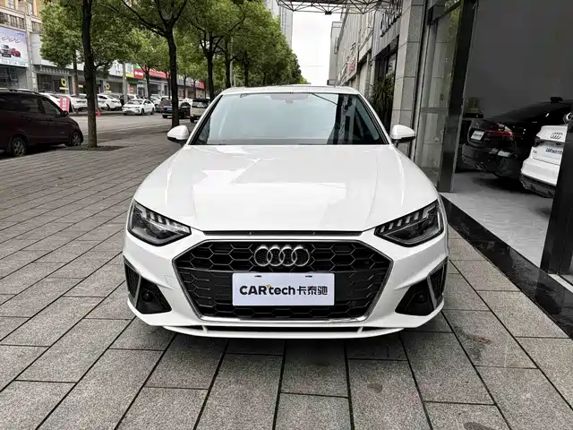 Audi Audi A4l Audi A4l 2020 40 Tfsi Luxury And Dynamic Model — фото