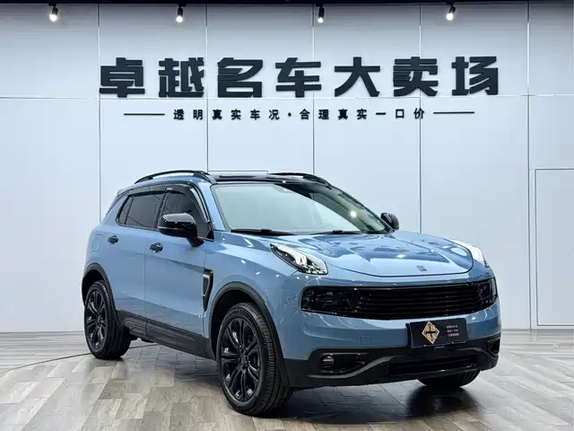 Lynk & Co Lynk & Co 01 Lynk & Co 01 2017 2.0t Two-Wheel Drive Pro Version — фото