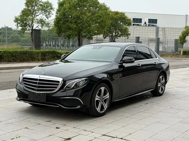 Mercedes-Benz Mercedes-Benz E-Class Mercedes-Benz E-Class 2016 E 200 L Sports — фото