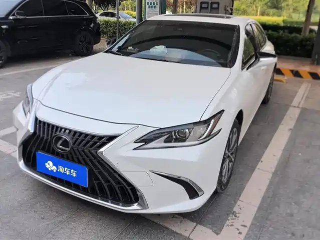 Lexus Lexus Es Lexus Es 2021 200 Excellence Edition — фото