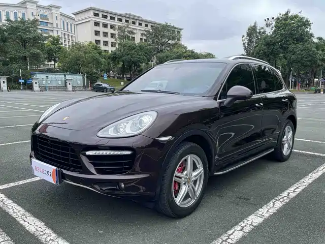 Porsche Cayenne Cayenne 2014 Cayenne Platinum Edition 3.0t