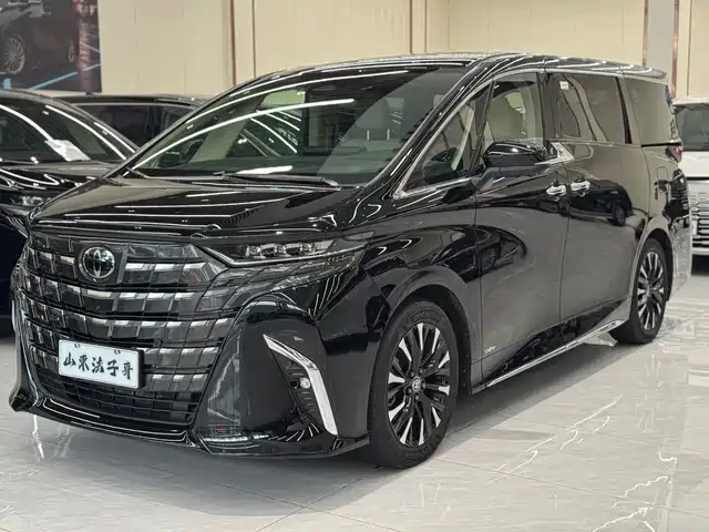 Toyota Elfa Alfa 2024 Dual Engine 2.5l Premium Edition — фото