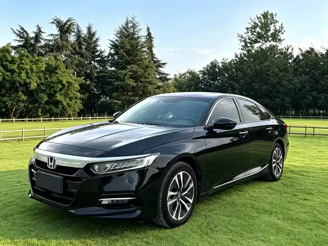 Honda Accord Accord 2022 Sharp Hybrid 2.0l Sharp Collar Edition — фото