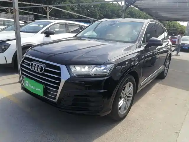 Audi Audi Q7 Audi Q7 2018 40 Tfsi S Line Sports Model — фото