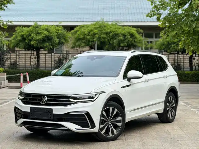 Volkswagen Tiguan L Tiguan L 2024 380TSI automatic four-wheel drive R-Line version 7 seats — фото