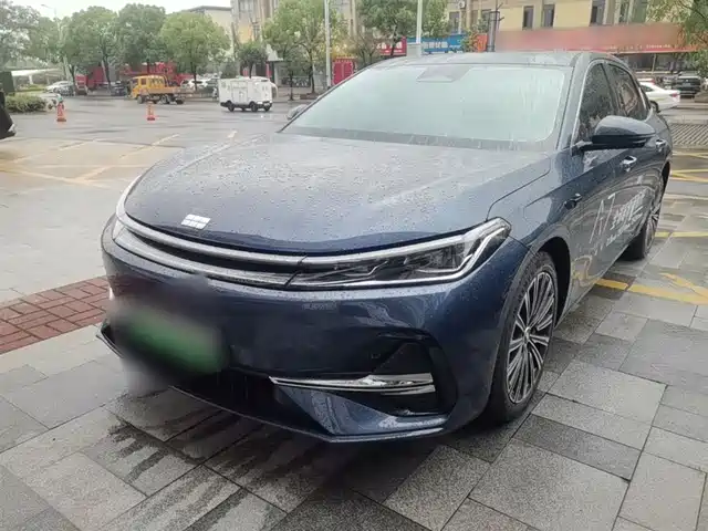Geely Galaxy Galaxy A7 Galaxy A7 2025 EM-i 150km Starship Edition — фото