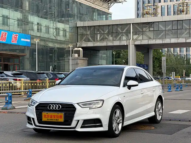Audi Audi A3 Audi A3 2019 Limousine 35 Tfsi Fashion Type National Vi