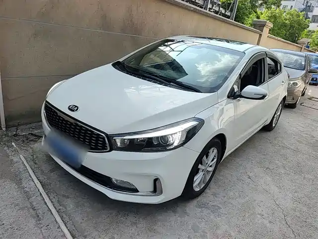 Kia Kia K3 Kia K3 2016 1.6l Automatic Gls — фото