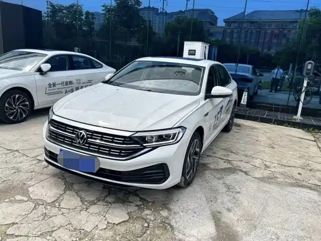 Volkswagen Sagitar Sagitar 2023 300tsi Dsg Super Edition