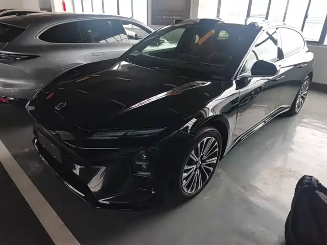 Nio Nio Et5t Nio Et5t 2025 75kwh Touring