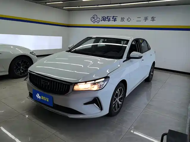 Geely Automobile Emgrand Emgrand 2023 4th Generation Champion Edition 1.5l Cvt Luxury Model