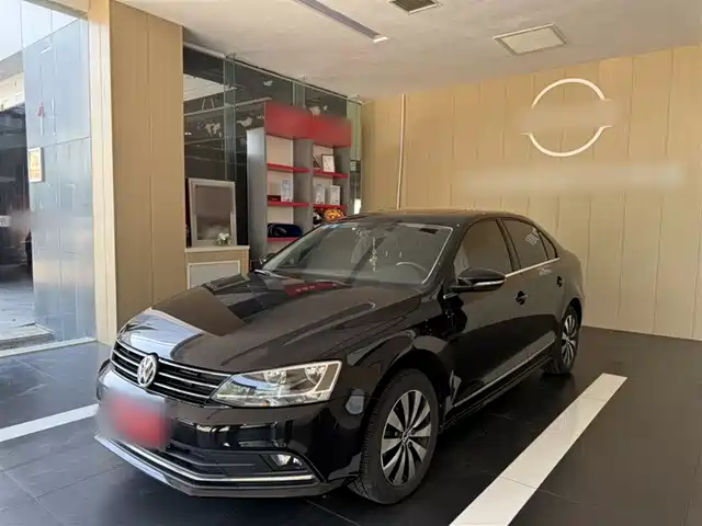Volkswagen Sagitar Sagitar 2018 180tsi Dsg Premium Edition