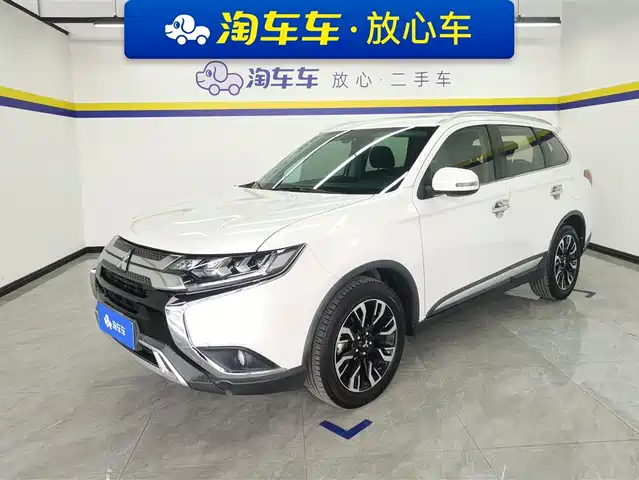 Mitsubishi Outlander Outlander 2020 2.4l Four-Wheel Drive Exclusive Version, 5 Seats