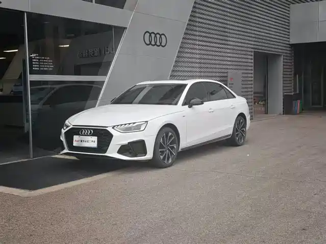 Audi Audi A4l Audi A4l 2023 40 Tfsi Luxury And Dynamic Model — фото