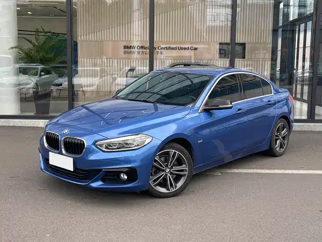 Bmw Bmw 1 Series Bmw 1 Series 2018 118i Sports — фото