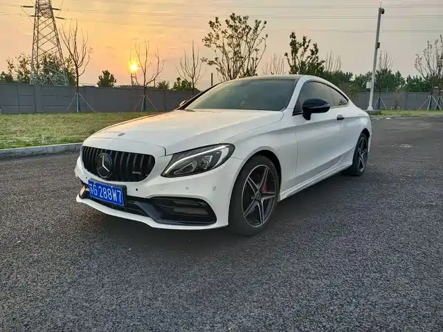 Mercedes-Benz Mercedes-Benz C-Class (Imported) Mercedes-Benz C-Class (Imported) 2018 C 200 Coupe