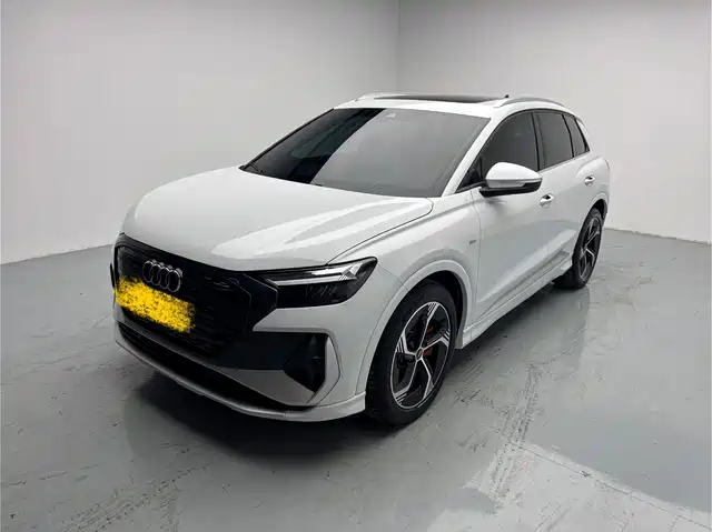 Audi Audi Q4 E-Tron Audi Q4 E-Tron 2022 50 E-Tron Quattro Creation Version