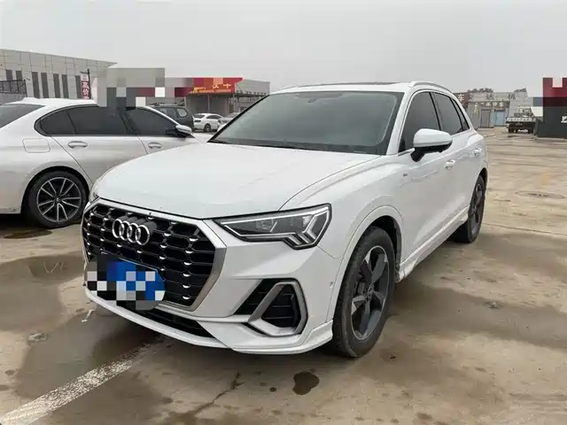 Audi Audi Q3 Audi Q3 2022 35 Tfsi Fashionable And Dynamic