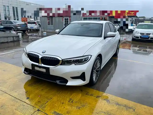 Bmw Bmw 3 Series Bmw 3 Series 2022 320i Sports Package — фото
