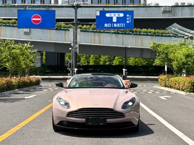 Aston Martin Aston Martin Db11 Aston Martin Db11 2019 4.0t V8 Coupe