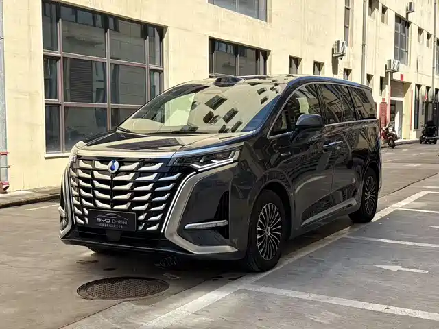 Gain Momentum Denza D9 Denza D9 2025 Dm-I Smart Driving Version 1020 Four-Wheel Drive Premium Type