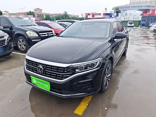 Volkswagen Passat Passat 2022 330tsi Deluxe Edition