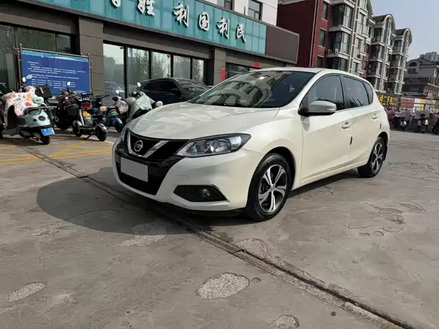 Nissan Tiida Tiida 2016 1.6l Cvt Smart Travel Edition
