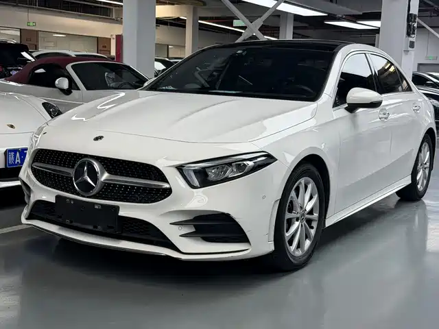 Mercedes-Benz Mercedes Benz A Class Mercedes-Benz A-Class 2021 A 200 L Sports Sedan Dynamic Type