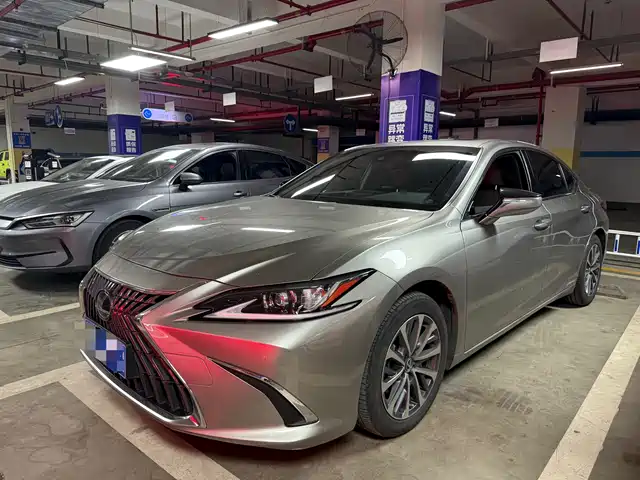 Lexus Lexus Es Lexus Es 2021 300h Excellence Edition