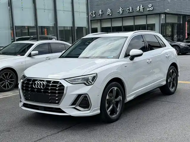 Audi Audi Q3 Audi Q3 2022 35 Tfsi Fashionable And Dynamic