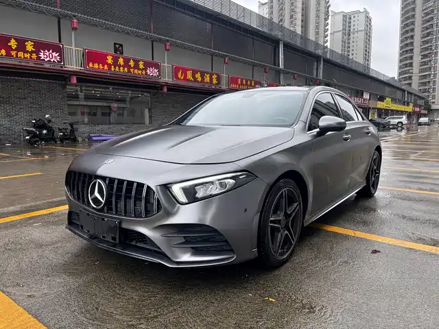 Mercedes-Benz Mercedes Benz A Class Mercedes-Benz A-Class 2020 Facelift A 200 L Sports Sedan Fashionable