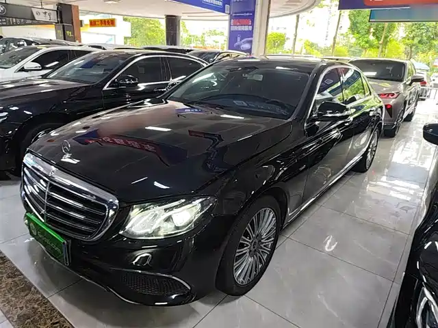 Mercedes-Benz Mercedes-Benz E-Class Mercedes-Benz E-Class 2020 E 300 L Luxury Model