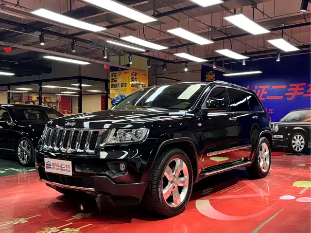 Jeep Grand Cherokee (Imported) Imported Grand Cherokee 2012 3.6L flagship edition