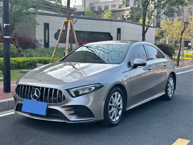 Mercedes-Benz Mercedes Benz A Class Mercedes-Benz A-Class 2019 A 200 L Sports Sedan