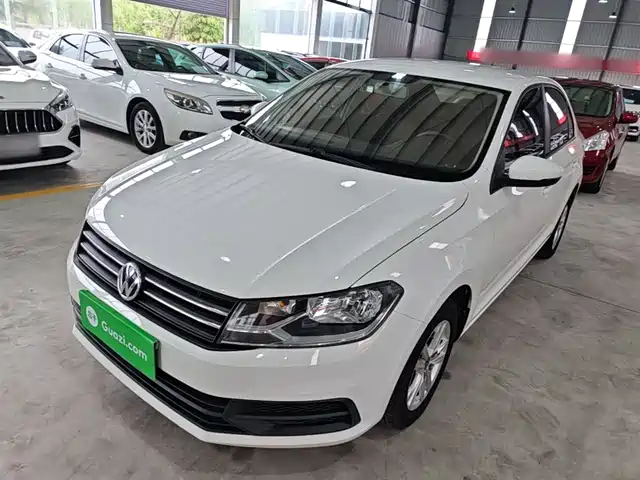 Volkswagen Santana Santana 2016 1.6l Automatic Fashion Version — фото
