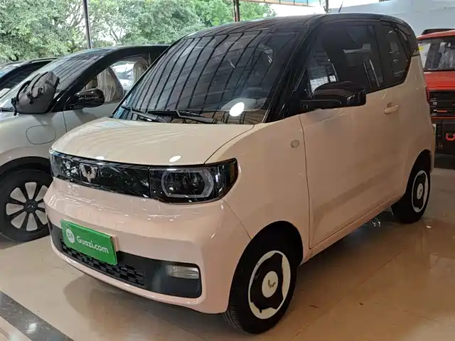 Wuling Motors Hongguang Miniev Hongguang Miniev 2021 Macaron Sandwich Model 170km Lithium Iron Phosphate
