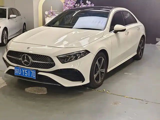 Mercedes-Benz Mercedes Benz A Class Mercedes-Benz A-Class 2023 A 200 L Fashion Model