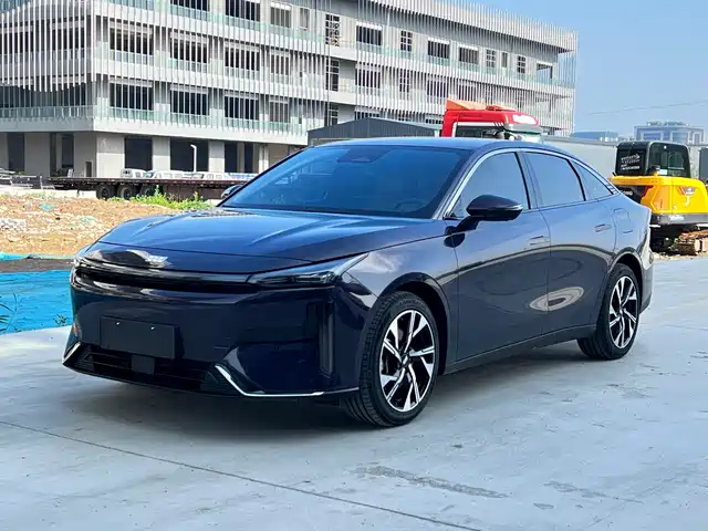 Geely Galaxy Galaxy L6 Galaxy L6 2023 Model 125km Starship — фото