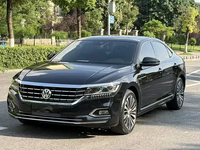 Volkswagen Passat Passat 2019 330tsi Premium Edition National V — фото