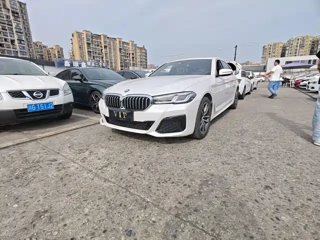 Bmw Bmw 5 Series Bmw 5 Series 2021 525li Luxury Package