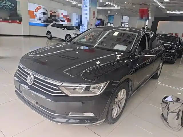 Volkswagen Magotan Magotan 2018 280tsi Dsg Comfort Model