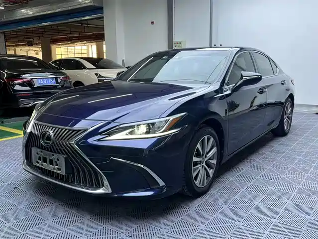 Lexus Lexus Es Lexus Es 2018 200 Excellence Edition National V