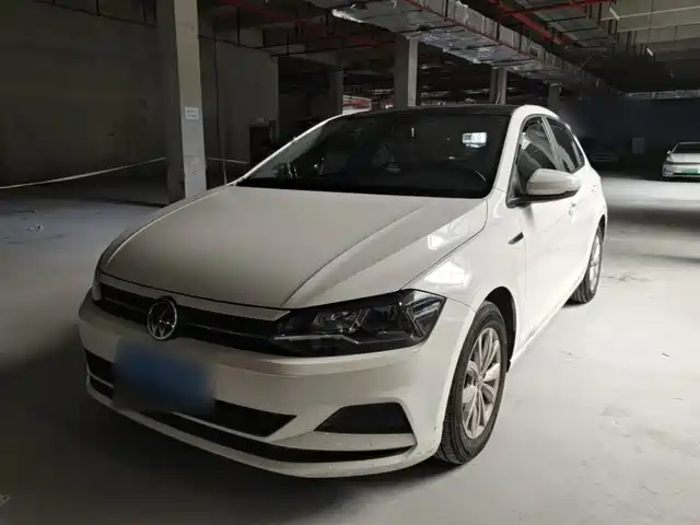 Volkswagen Polo Polo 2019 Plus 1.5l Automatic Colorful Technology Edition