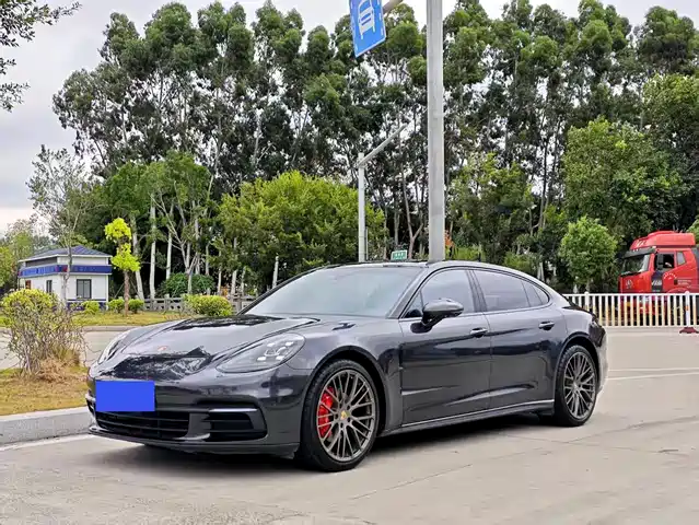 Porsche Panamera Panamera 2017 Panamera 4 Executive Extended Edition 3.0t