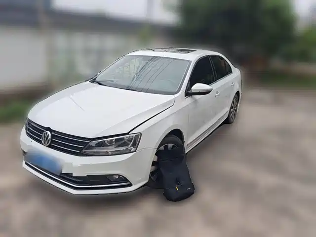 Volkswagen Sagitar Sagitar 2017 230tsi Automatic Comfort Model