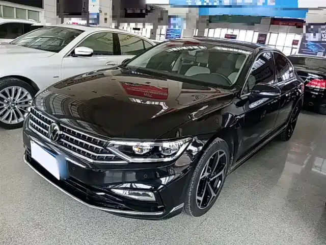Volkswagen Magotan Magotan 2023 2 Million Commemorative Edition 330tsi Dsg Luxury Model — фото