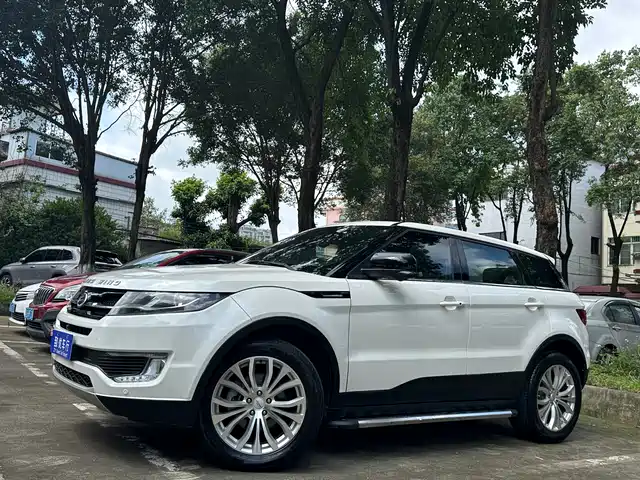 Lu Feng Landwind X7 Landwind X7 2015 2.0t Panoramic Premium Edition