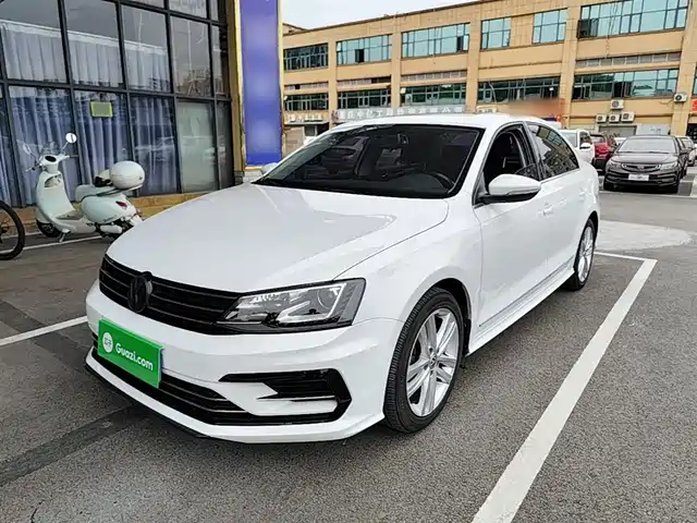 Volkswagen Sagitar Sagitar 2018 280tsi Dsg Dynamic Edition