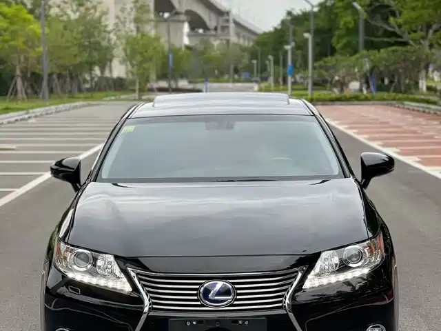 Lexus Lexus Es Lexus ES 2014 300h Comfort Edition